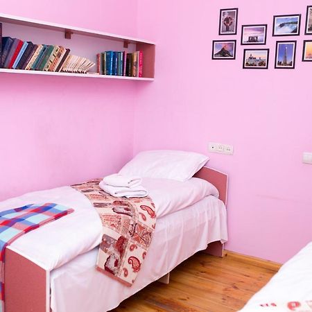 Khurma Hostel Gandża Zewnętrze zdjęcie