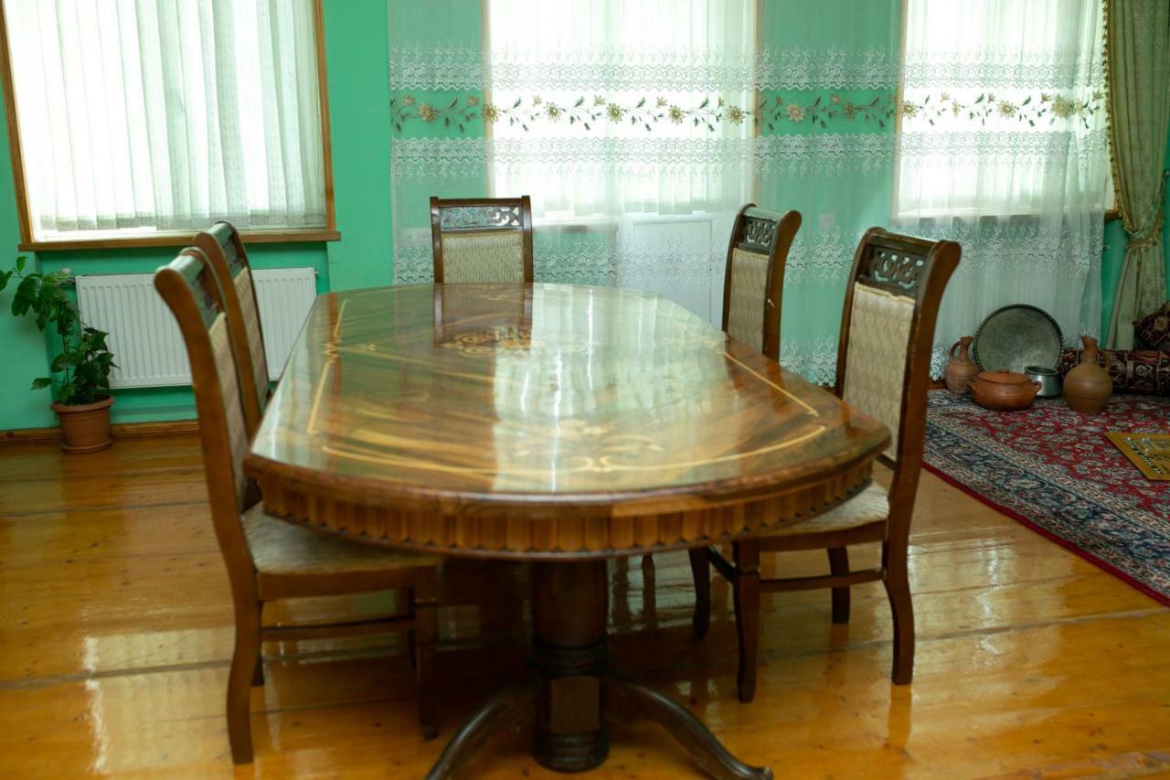 Khurma Hostel Gandża Zewnętrze zdjęcie