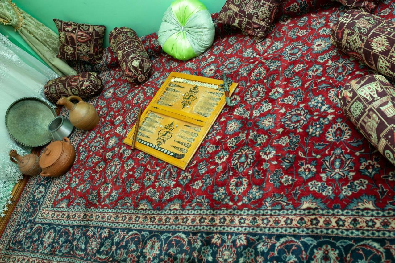 Khurma Hostel Gandża Zewnętrze zdjęcie