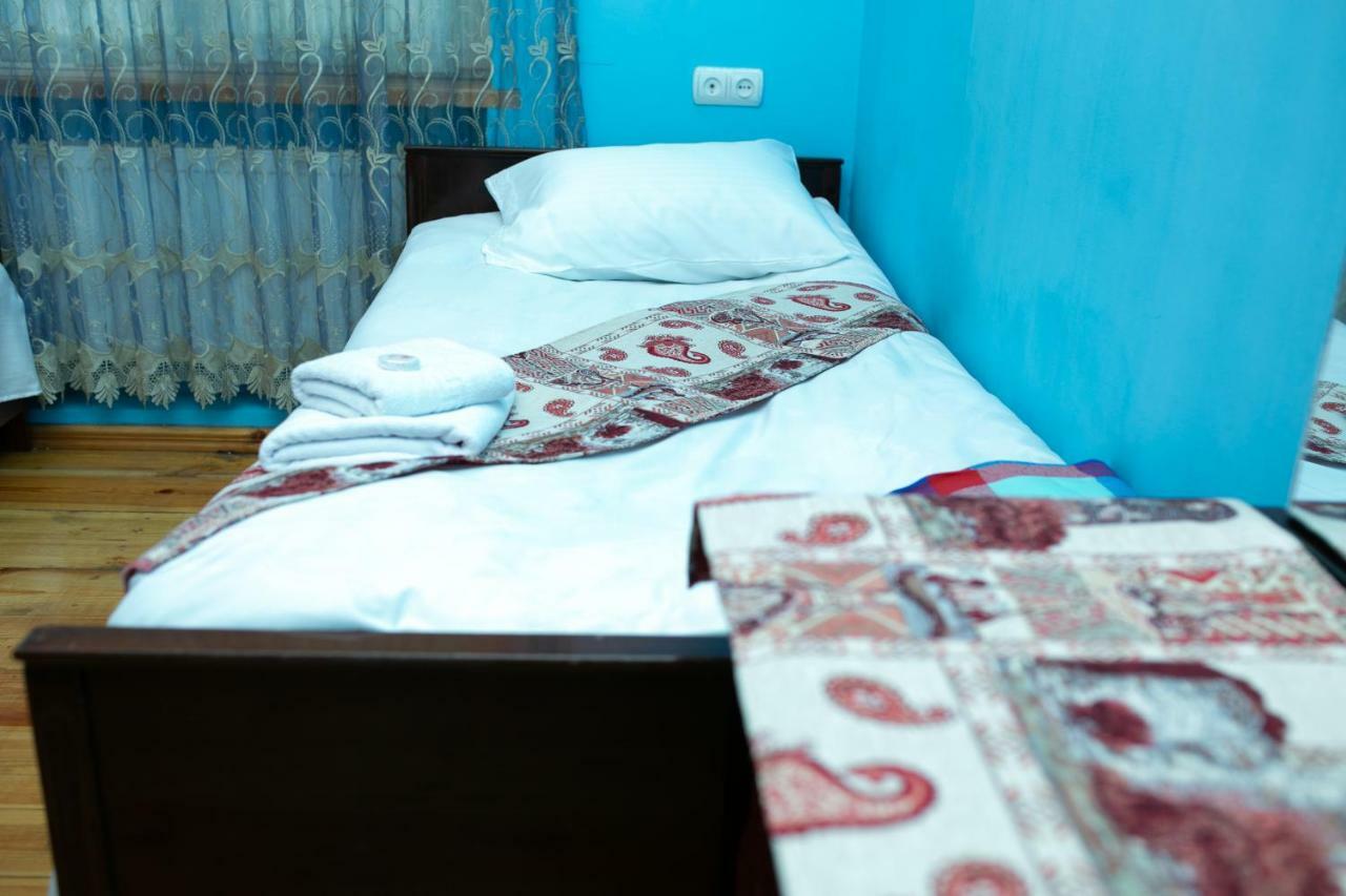 Khurma Hostel Gandża Zewnętrze zdjęcie