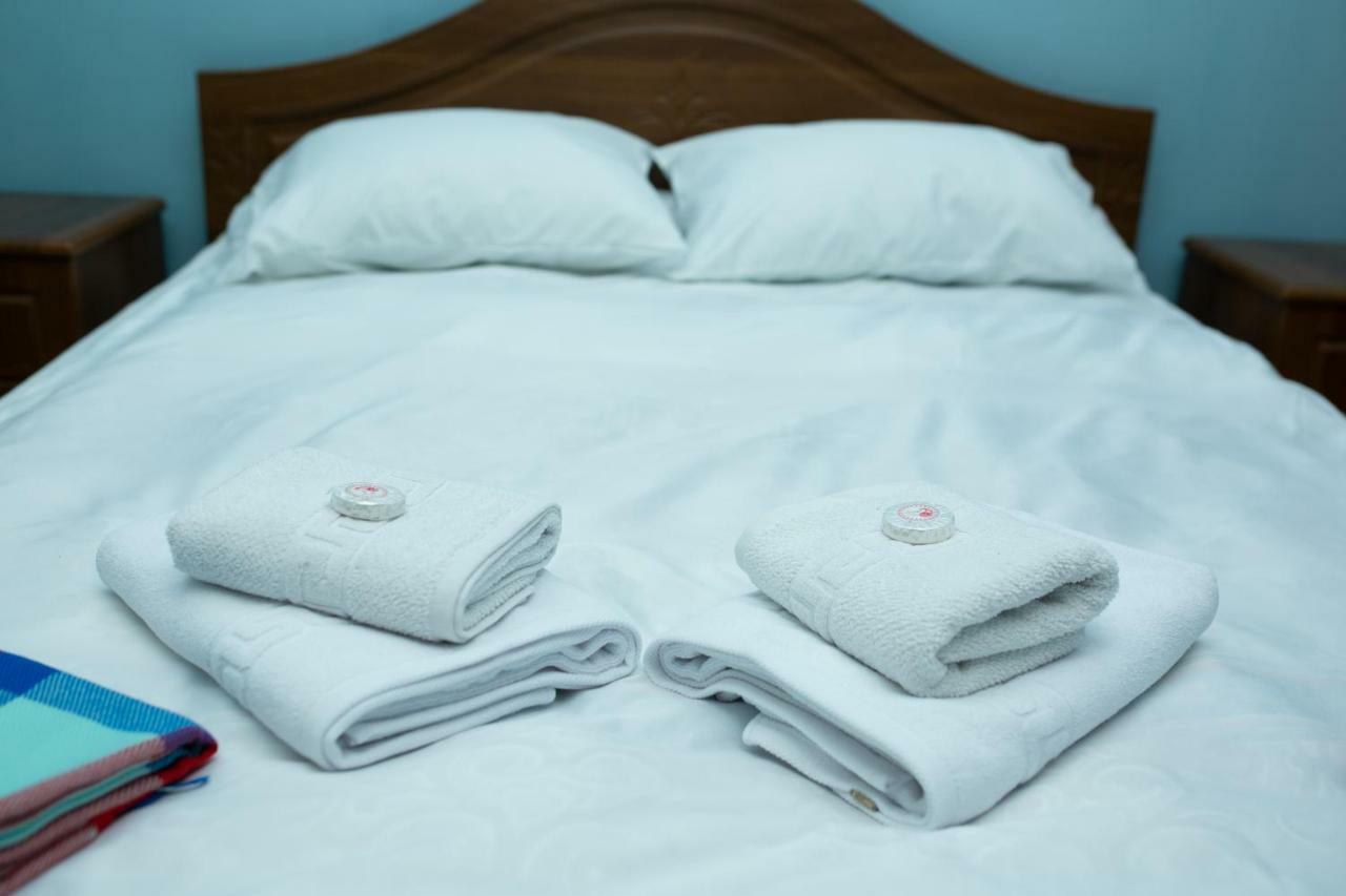 Khurma Hostel Gandża Zewnętrze zdjęcie