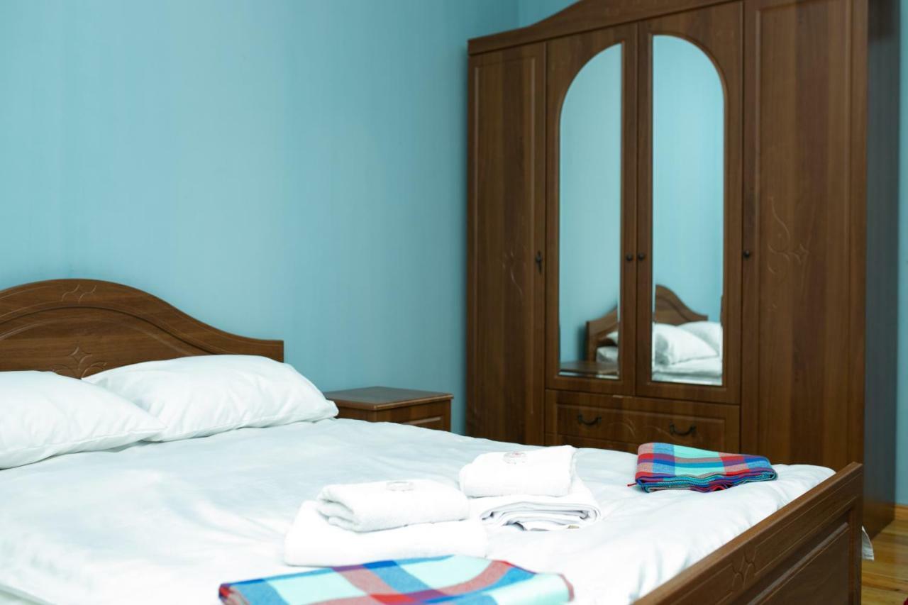 Khurma Hostel Gandża Zewnętrze zdjęcie
